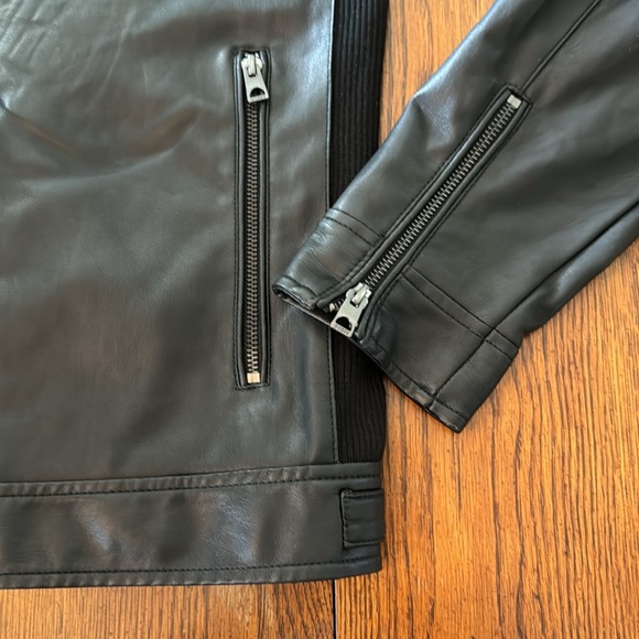 Guess moto jacket - size M - Picture 3 of 11